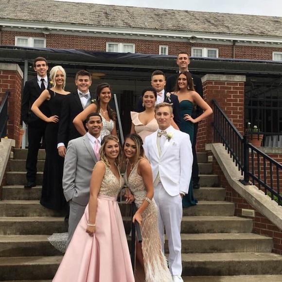 Jovani Prom dress - Picture 2 of 8